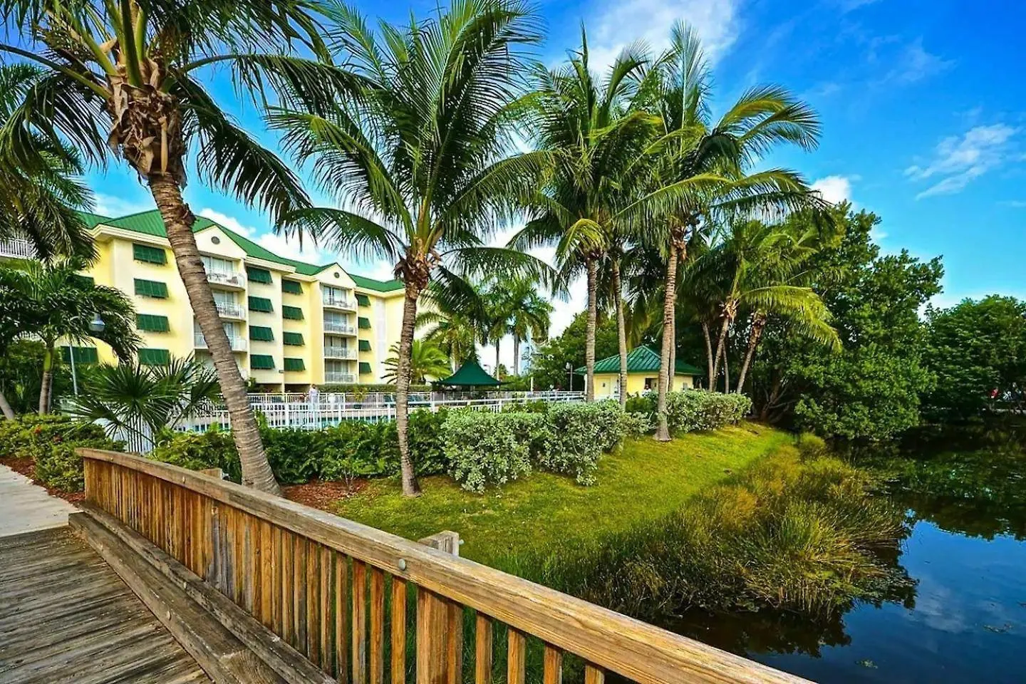 The Andros - Sunrise Suites Key West